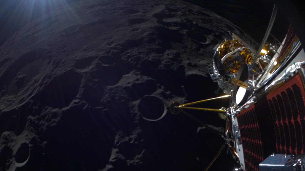 അഥീന ലാന്‍ഡര്‍ ചന്ദ്രനില്‍ ഇറങ്ങി; വീണ്ടും യന്ത്രക്കാലുകള്‍ ചതിച്ചോ എന്ന് സംശയം, ദൗത്യം പ്രതിസന്ധിയില്‍