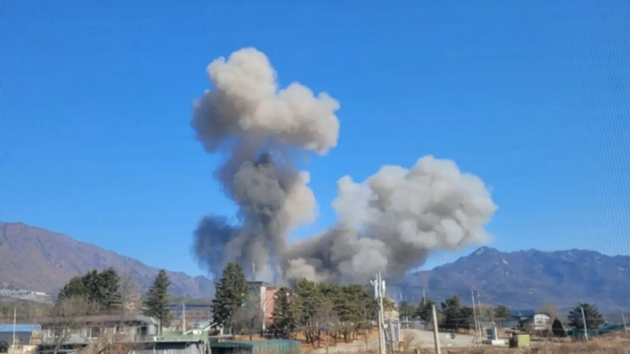 South Korea Air Force jet accidentally drops bombs on civilians during military exercise, causing injuries South Korea Air Force jet accidentally drops bombs on civilians during military exercise, causing injuries