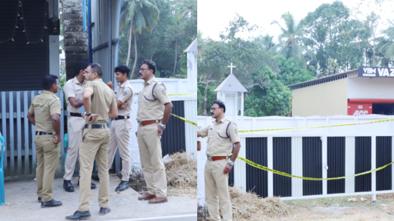 തൃശൂരിൽ പള്ളിവക സ്ഥലത്തെ രൂപക്കൂട് തകർത്തു, സിസിടിവി പരിശോധിച്ചപ്പോൾ ആളെകിട്ടി; സമീപവാസിയായ ഗൃഹനാഥൻ പിടിയിൽ തൃശൂരിൽ പള്ളിവക സ്ഥലത്തെ രൂപക്കൂട് തകർത്തു, സിസിടിവി പരിശോധിച്ചപ്പോൾ ആളെകിട്ടി; സമീപവാസിയായ ഗൃഹനാഥൻ പിടിയിൽ