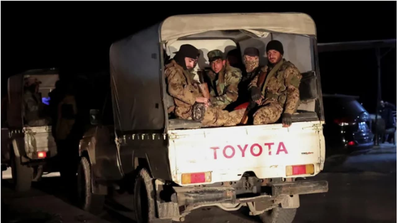 വീണ്ടും രക്തക്കളമായി സിറിയ, അസദ് അനുകൂലികളും സുരക്ഷാ സേനയും ഏറ്റുമുട്ടി, 70 പേർ കൊല്ലപ്പെട്ടു, നിരവധിപ്പേർക്ക്