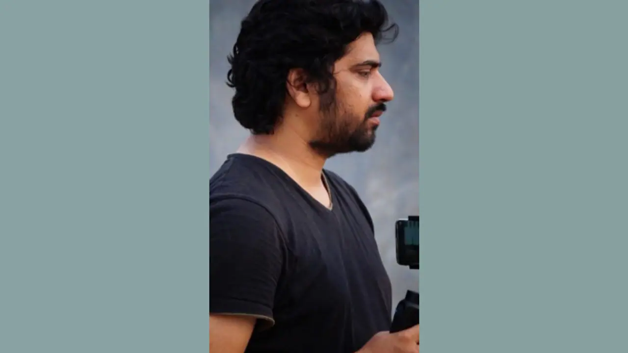 Mumbai man hangs himself inside hotel room, uploads suicide note on work website blaming wife Mumbai man hangs himself inside hotel room, uploads suicide note on work website blaming wife