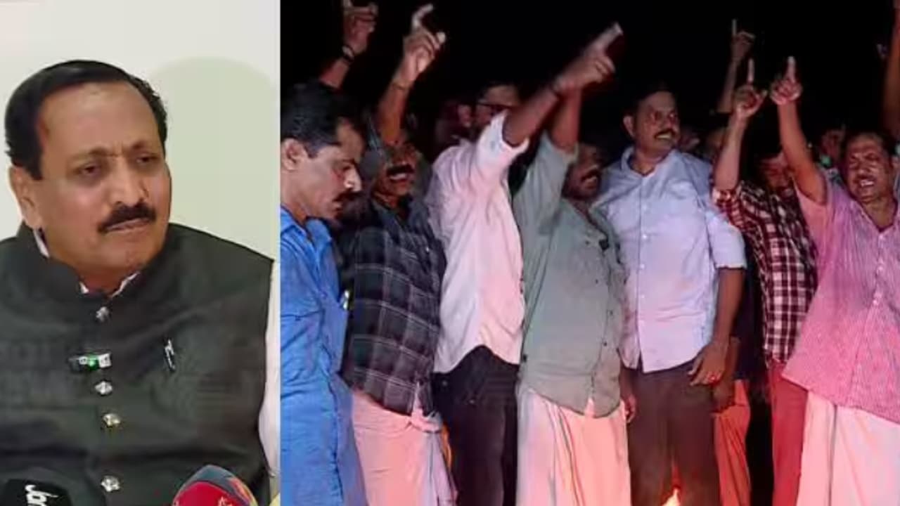 കണ്ണൂര് മാടായി കോളേജ് നിയമനവിവാദം: കെപിസിസി സമിതി നിര്ദേശത്തെ തുടര്ന്ന് 8 നേതാക്കളുടെ സസ്പെൻഷൻ പിന്വലിച്ചു കണ്ണൂര് മാടായി കോളേജ് നിയമനവിവാദം: കെപിസിസി സമിതി നിര്ദേശത്തെ തുടര്ന്ന് 8 നേതാക്കളുടെ സസ്പെൻഷൻ പിന്വലിച്ചു