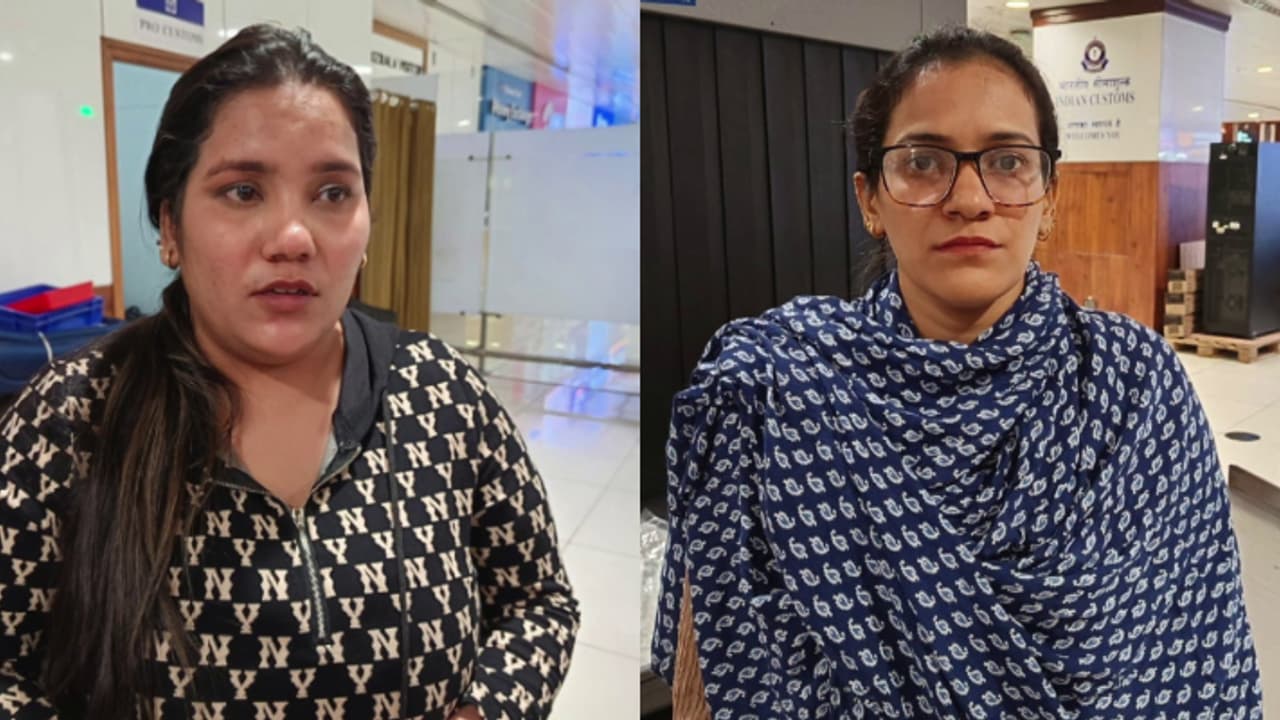 ബാങ്കോക്കിൽ നിന്ന് കൊച്ചിയിൽ വിമാനമിറങ്ങി, സംശയം തോന്നി കസ്റ്റംസ് യുവതികളെ പരിശോധിച്ചു,കഞ്ചാവുമായി പിടിയിൽ ബാങ്കോക്കിൽ നിന്ന് കൊച്ചിയിൽ വിമാനമിറങ്ങി, സംശയം തോന്നി കസ്റ്റംസ് യുവതികളെ പരിശോധിച്ചു,കഞ്ചാവുമായി പിടിയിൽ