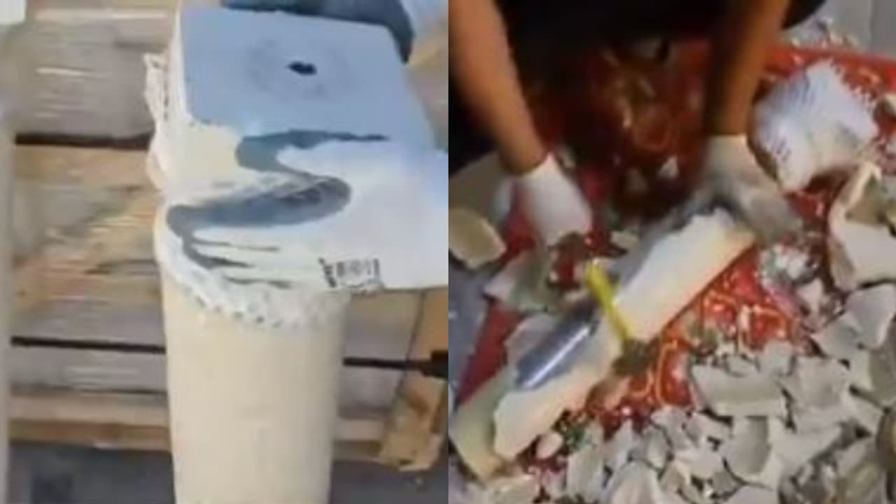 ഓപ്പറേഷൻ 'സീക്രട്ട് ഹൈഡൗട്ട്സ്', രഹസ്യ പരിശോധന, പിടികൂടിയത് മാർബിൾ സിലിണ്ടറുകളിൽ ഒളിപ്പിച്ച 184 കിലോ ഹാഷിഷ് ഓപ്പറേഷൻ 'സീക്രട്ട് ഹൈഡൗട്ട്സ്', രഹസ്യ പരിശോധന, പിടികൂടിയത് മാർബിൾ സിലിണ്ടറുകളിൽ ഒളിപ്പിച്ച 184 കിലോ ഹാഷിഷ്