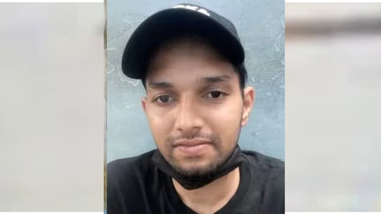 നാടുവിട്ട പ്ലസ് ടു പെൺകുട്ടികൾക്ക് ഒപ്പമുണ്ടായിരുന്ന അക്ബർ റഹീം റിമാൻഡിൽ, തട്ടികൊണ്ടു പോകൽ അടക്കം ചുമത്തി 