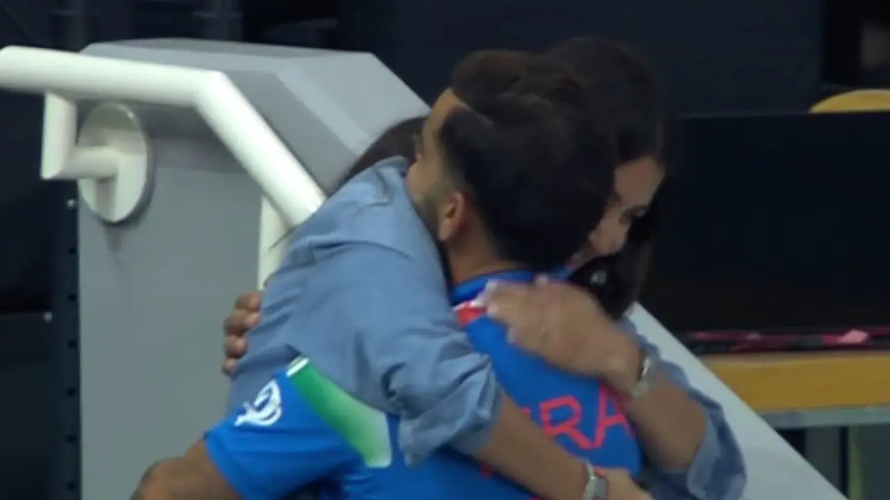 India lift 3rd Champions Trophy title: Virat Kohli hugging Anushka Sharma after sets internet abuzz (WATCH) India lift 3rd Champions Trophy title: Virat Kohli hugging Anushka Sharma after sets internet abuzz (WATCH)