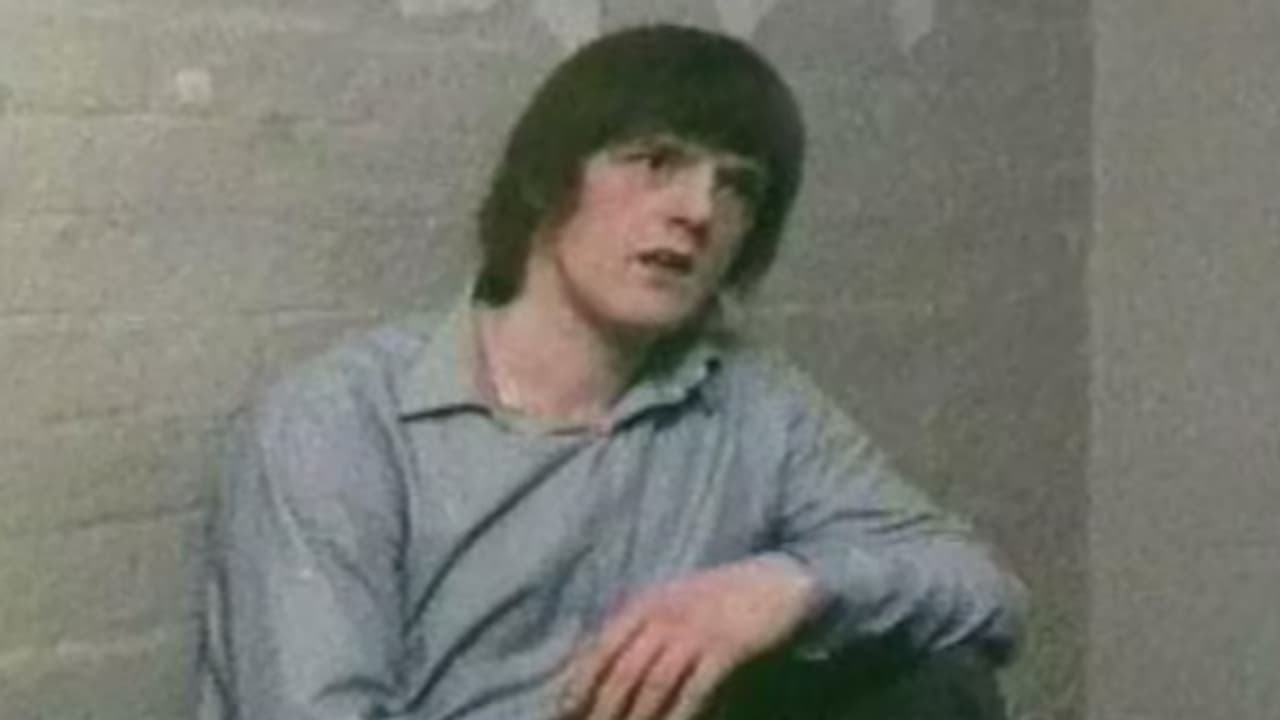 ജയിലിൽ നിന്ന് പ്ലേ സ്റ്റേഷനും ടിവിയും മാറ്റി, 'ബ്രിട്ടണിലെ ഏറ്റവും അപകടകാരിയായ തടവുകാരൻ' നിരാഹാര സമരത്തിൽ ജയിലിൽ നിന്ന് പ്ലേ സ്റ്റേഷനും ടിവിയും മാറ്റി, 'ബ്രിട്ടണിലെ ഏറ്റവും അപകടകാരിയായ തടവുകാരൻ' നിരാഹാര സമരത്തിൽ