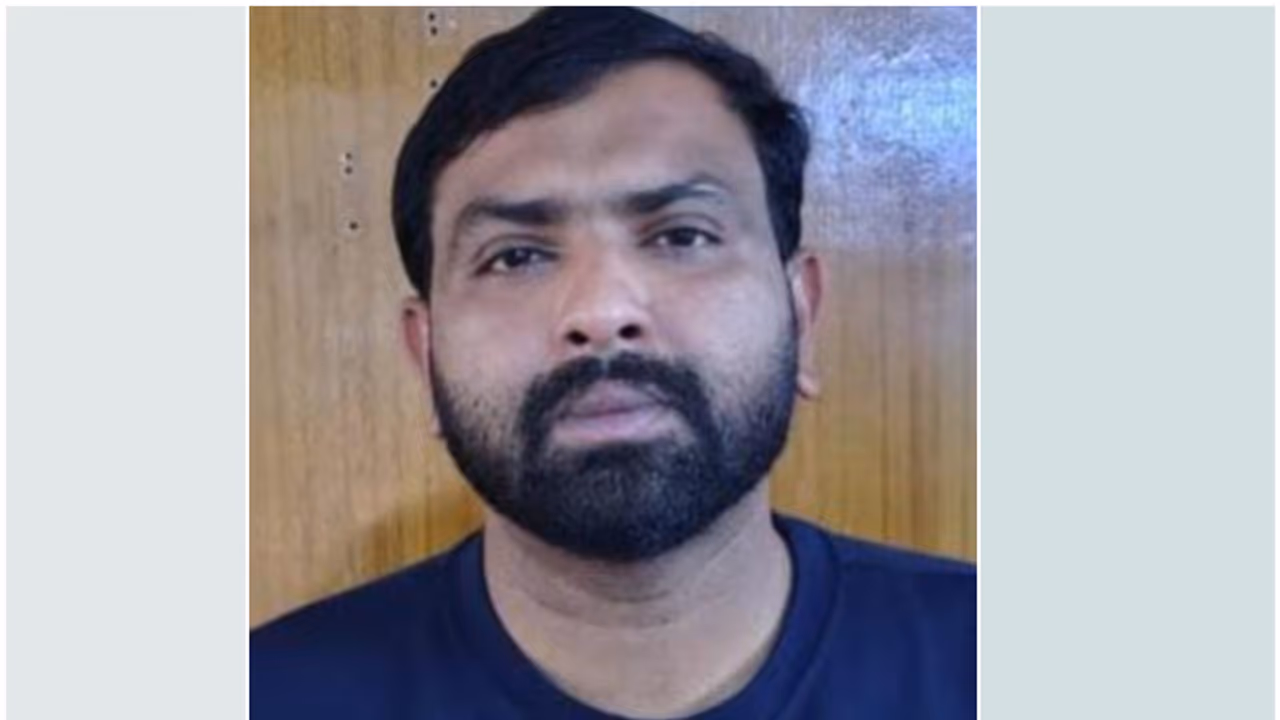 FUVEPCL 03 എന്ന ആപ്പ് ഇൻസ്റ്റാൾ ചെയ്യൂ, വൻ തുക ലാഭമെന്ന് വാഗ്ദാനം; ഒരു കോടിയിലധികം തട്ടിയ യുവാവ് അറസ്റ്റിൽ