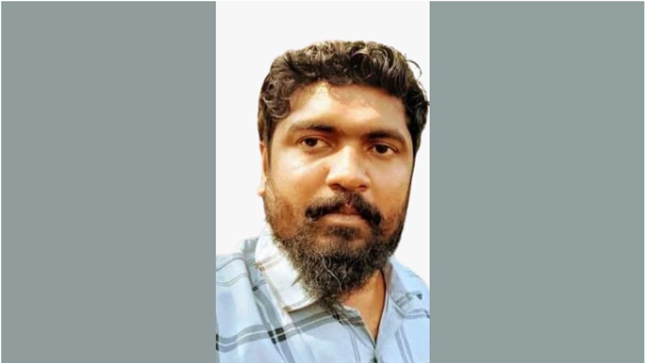 ഇടുക്കിയില്‍ കാണാതായ ഓട്ടോ ഡ്രൈവർ മരിച്ച നിലയില്‍; മൃതശരീരം കൊക്കയില്‍ നിന്ന് കണ്ടെത്തി, മരണ കാരണം വ്യക്തമല്ല