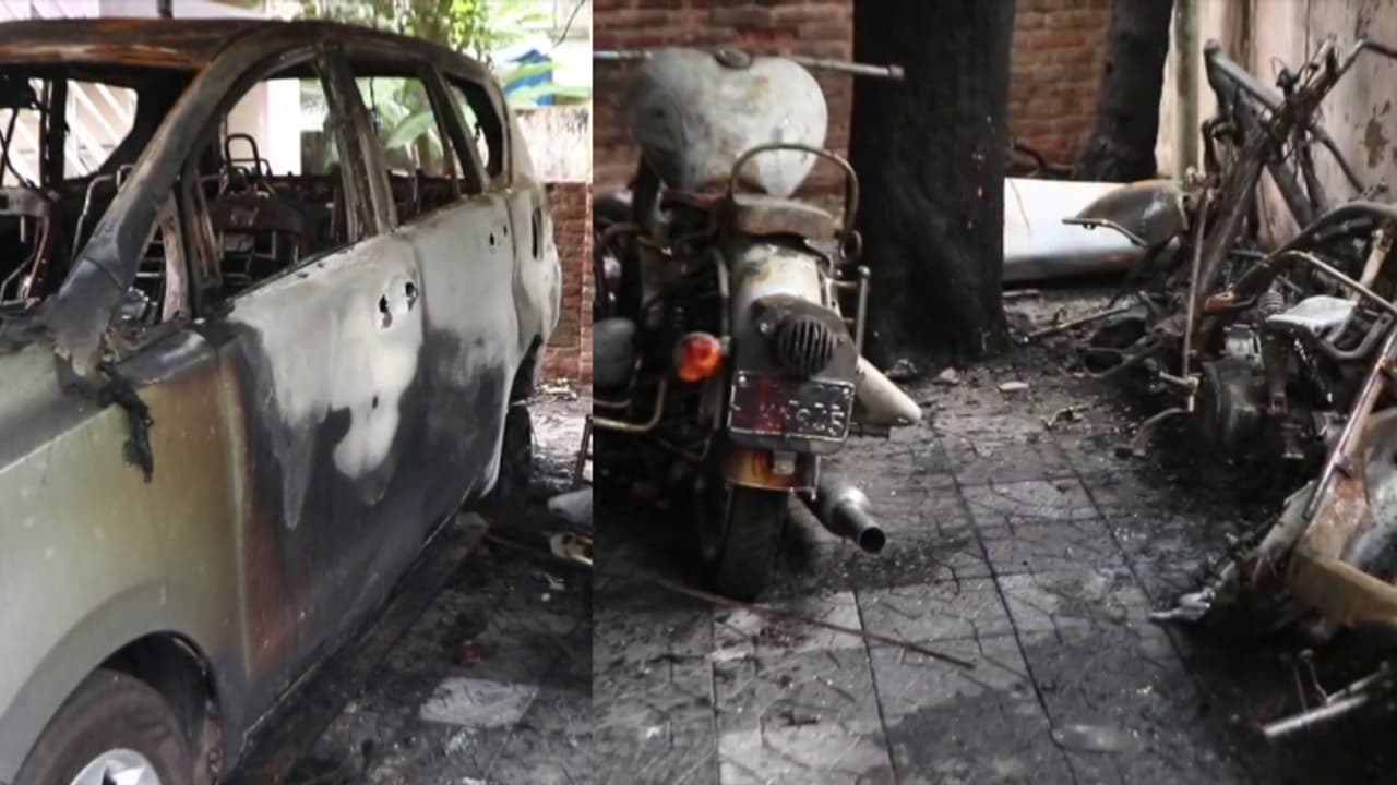 പൊട്ടിത്തെറി ശബ്ദം കേട്ട് വീട്ടുകാർ ഉണർന്നു, വീട്ടിൽ നിർത്തിയിട്ട ഇന്നോവയടക്കമുള്ള വാഹനങ്ങള്‍ കത്തിനശിച്ചു