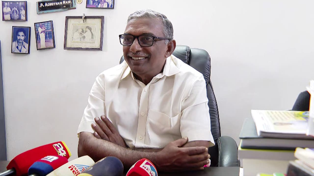 'പരസ്യപ്രതികരണം തെറ്റായിപ്പോയി, പാര്ട്ടിക്ക് വിധേയന്'; അവഗണനയില് നിലപാട് മയപ്പെടുത്തി എ പദ്മകുമാര് 'പരസ്യപ്രതികരണം തെറ്റായിപ്പോയി, പാര്ട്ടിക്ക് വിധേയന്'; അവഗണനയില് നിലപാട് മയപ്പെടുത്തി എ പദ്മകുമാര്