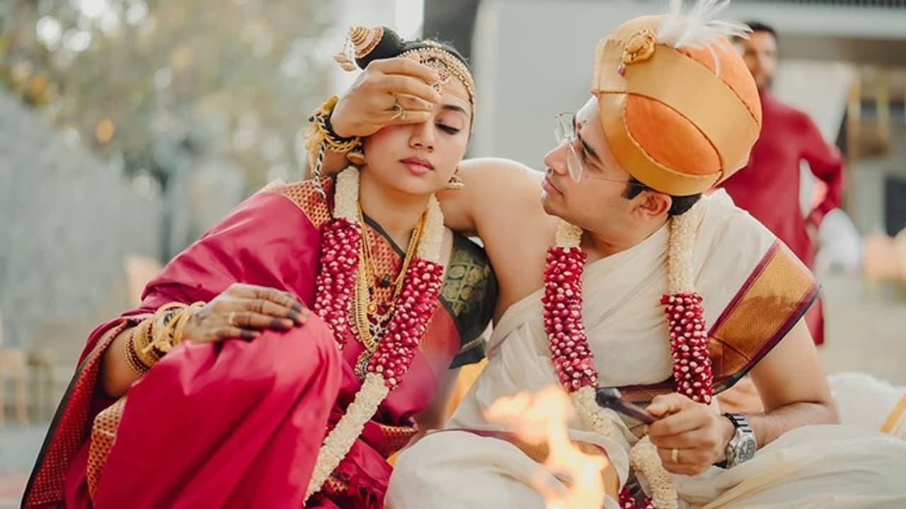 ಮದ್ವೆ ನಂತರ ಮೊದಲ ಪೋಸ್ಟ್ ಶೇರ್ ಮಾಡಿದ ಶಿವಶ್ರೀ, ಪತಿ ತೇಜಸ್ವಿ ಸೂರ್ಯಗೆ ನೀಡಿದ ಭರವಸೆ ಏನು?