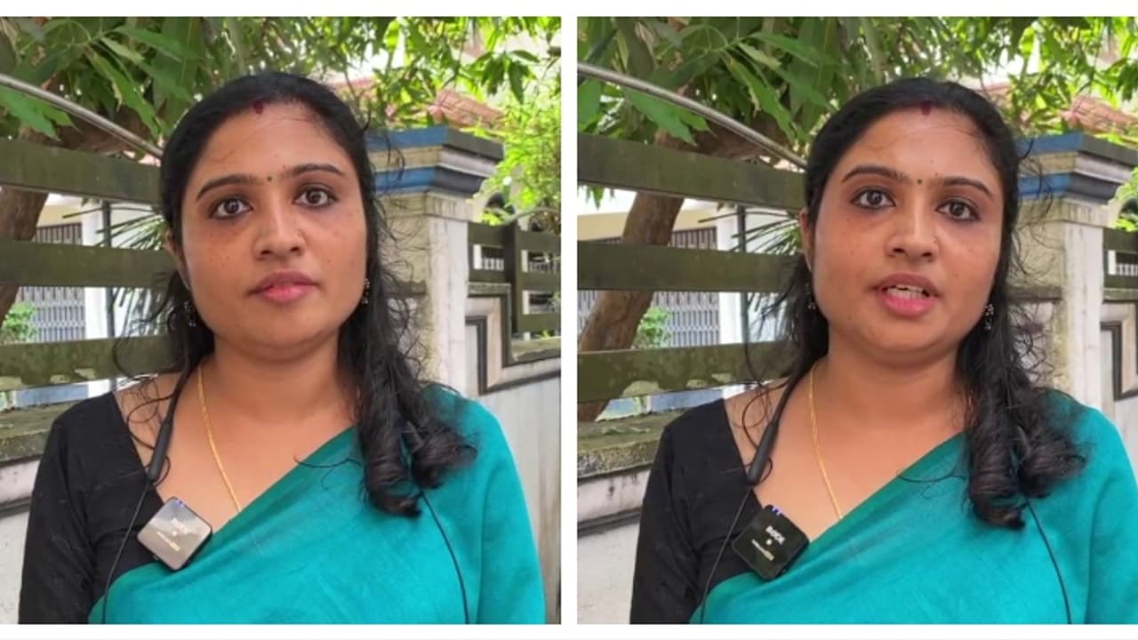 ആശ സമരത്തെ അനുകൂലിച്ച വ്ലോഗർക്ക് നേരെ സൈബർ ആക്രമണം; കുന്നംകുളം സ്വദേശിക്കെതിരെ കേസെടുത്ത് പന്തളം പൊലീസ് ആശ സമരത്തെ അനുകൂലിച്ച വ്ലോഗർക്ക് നേരെ സൈബർ ആക്രമണം; കുന്നംകുളം സ്വദേശിക്കെതിരെ കേസെടുത്ത് പന്തളം പൊലീസ്