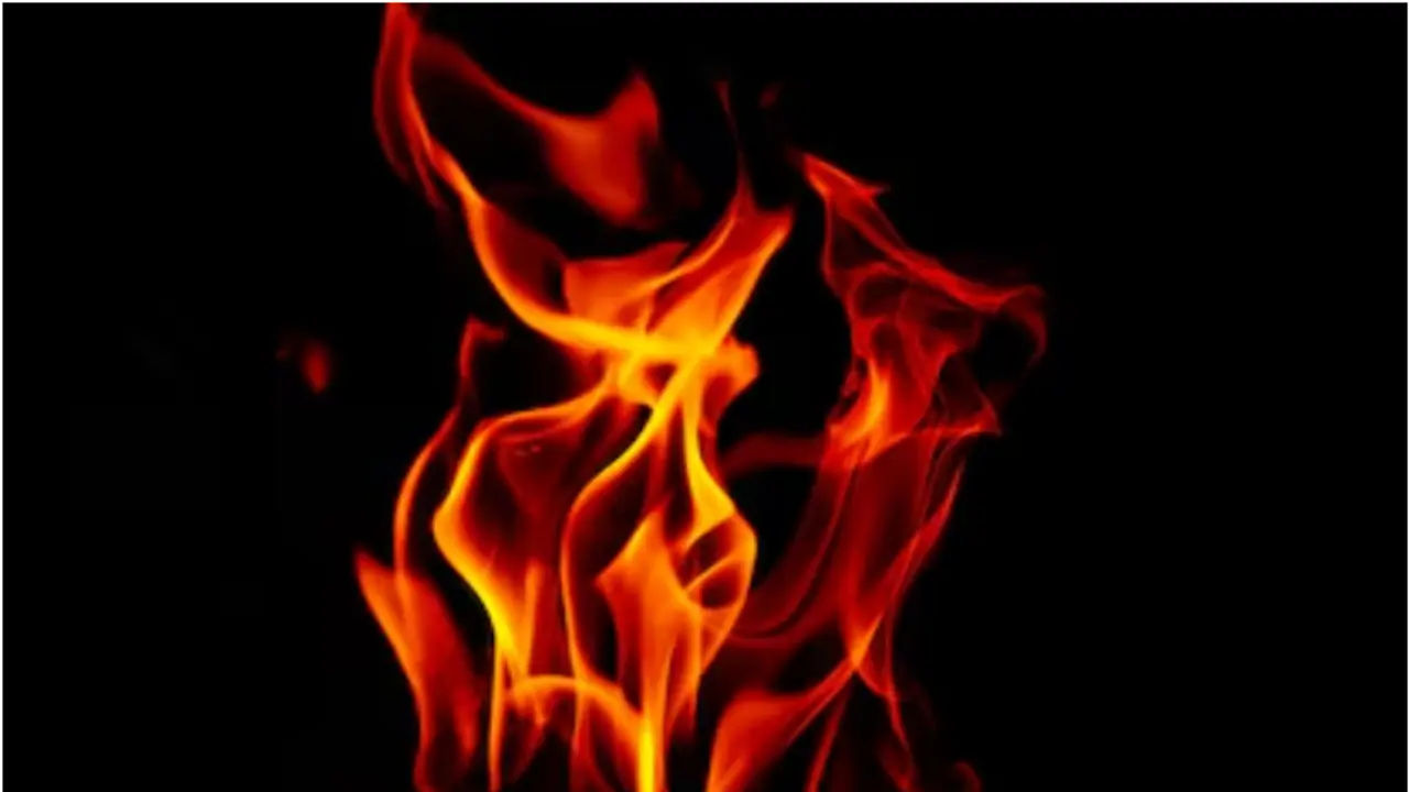 UP HORROR! Jilted lover sets married woman ablaze after she declines to elope with him in Mathura