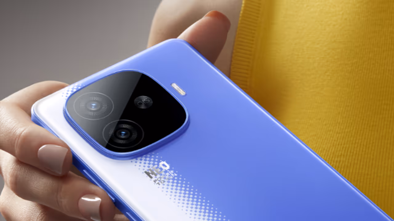 6400 എംഎഎച്ച് ബാറ്ററി, ഗെയിമര്‍മാര്‍ക്ക് ചാകര; ഐക്യു നിയോ 10ആര്‍ ഇന്ത്യയിൽ അവതരിപ്പിച്ചു! വില, സവിശേഷതകൾ