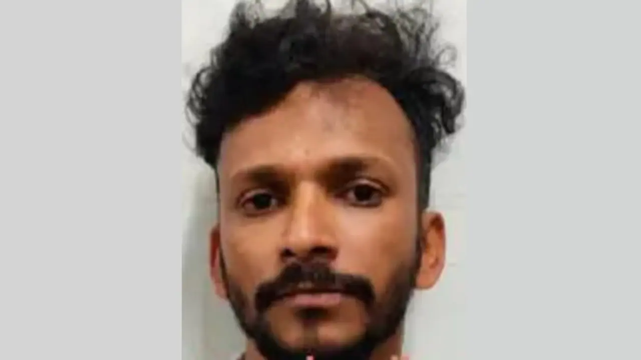 ഫോക്സ്വാഗൺ കാറിൽ ചീറിപ്പാഞ്ഞെത്തിയ യുവാവിൽ നിന്ന് കണ്ടെത്തിയത് എംഡിഎംഎ, 39കാരൻ മലപ്പുറത്ത് അറസ്റ്റിൽ ഫോക്സ്വാഗൺ കാറിൽ ചീറിപ്പാഞ്ഞെത്തിയ യുവാവിൽ നിന്ന് കണ്ടെത്തിയത് എംഡിഎംഎ, 39കാരൻ മലപ്പുറത്ത് അറസ്റ്റിൽ