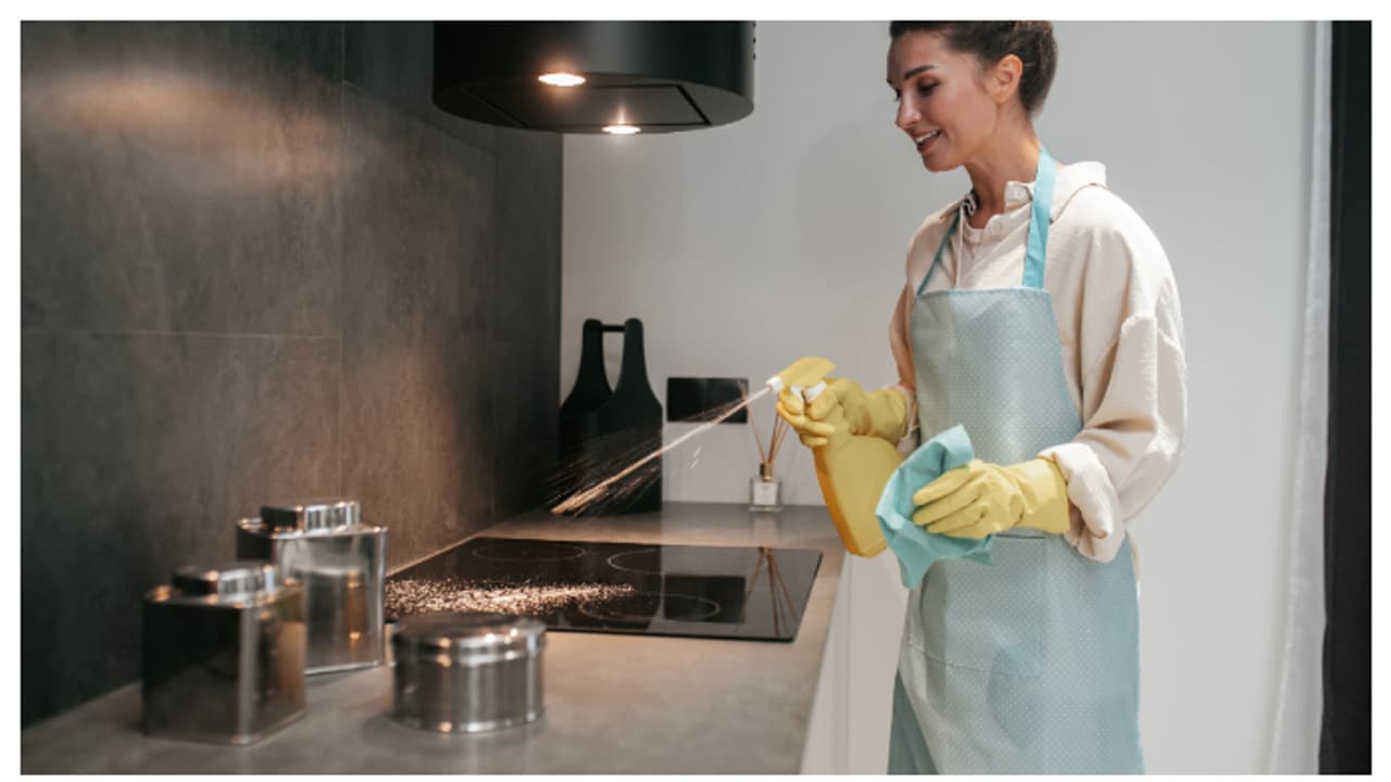 അടുക്കള വൃത്തിയായിരിക്കാൻ ഈ 5 കാര്യങ്ങൾ ചെയ്താൽ മതി 