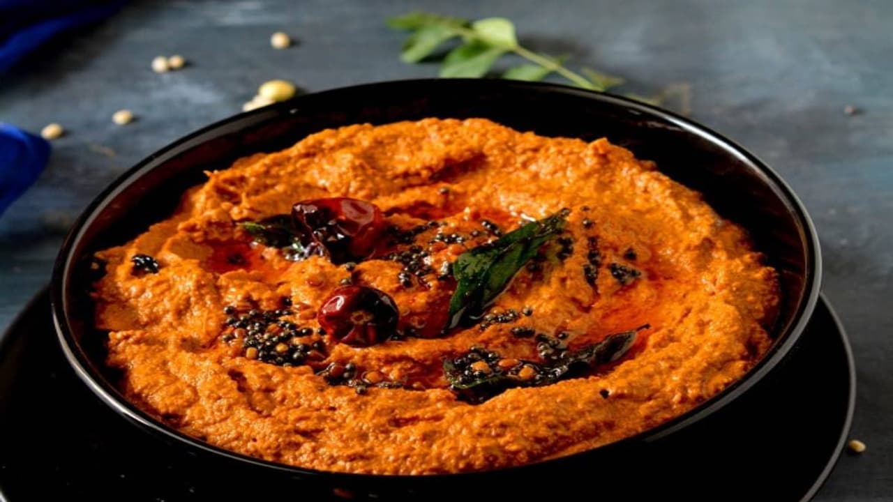 காரசாரமான ஆந்திர தக்காளி வேர்க்கடலை சட்னி