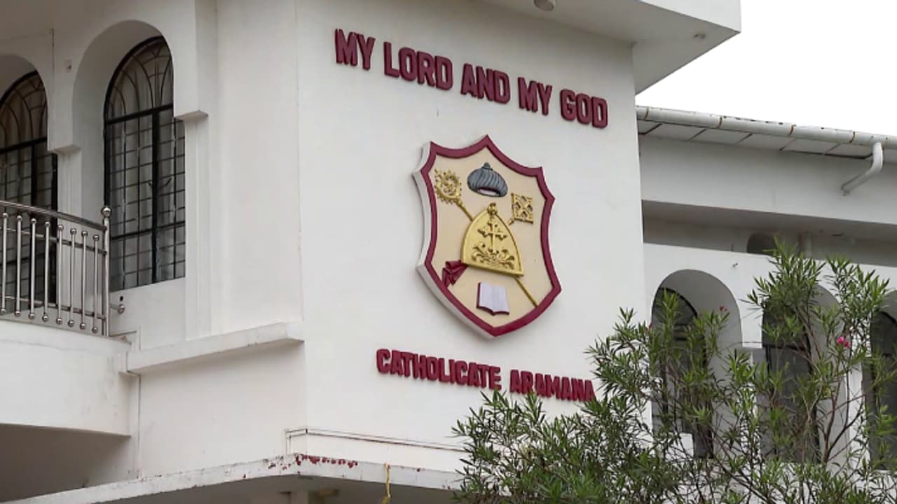 യാക്കോബായ മറ്റൊരു സഭയെങ്കിൽ പളളിയടക്കമുള്ളവ തിരികെ നൽകണം: ഓർത്തഡോക്സ് സഭ