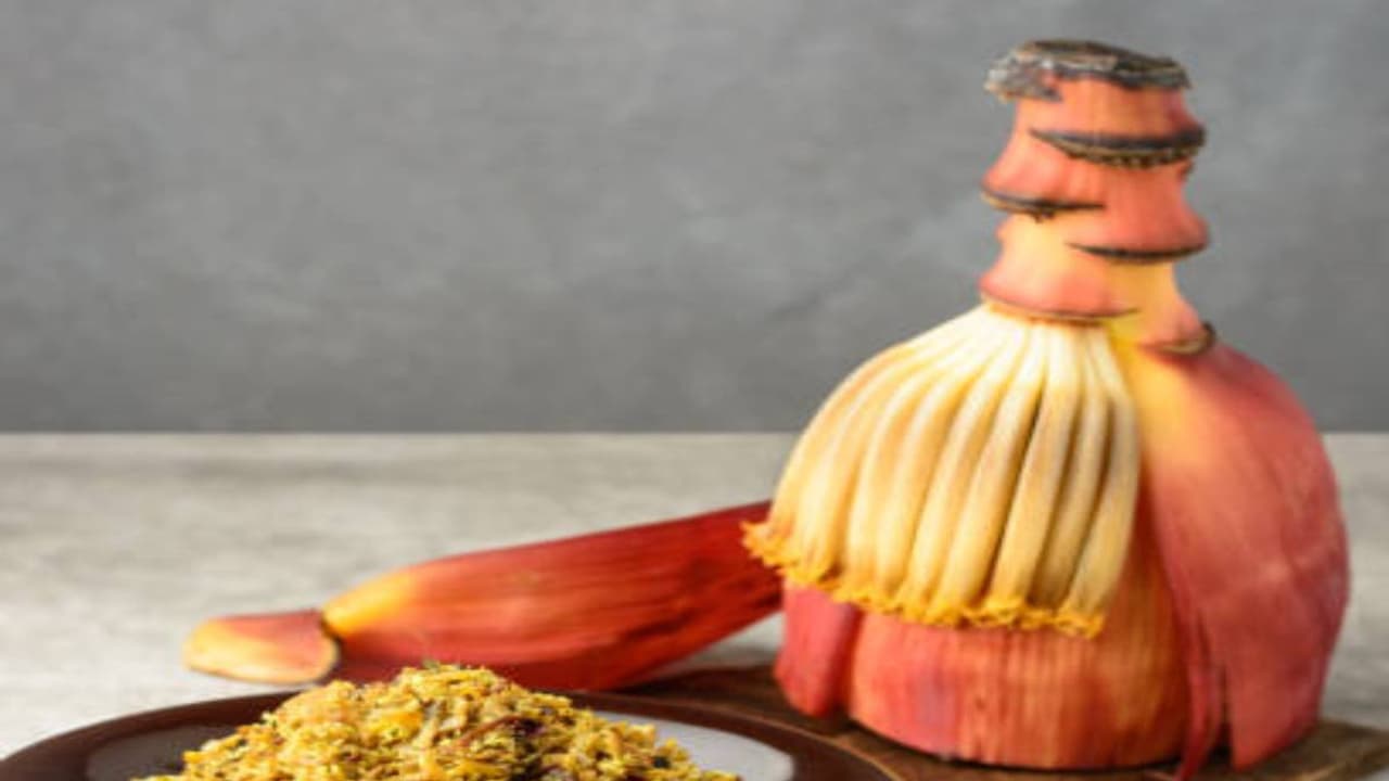 வாழைப்பூ வடை சாப்பிட்டிருப்பிருப்பீங்க...வாழைப்பூ சட்னி இப்படி ஒருமுறை சாப்பிட்டு பாருங்க