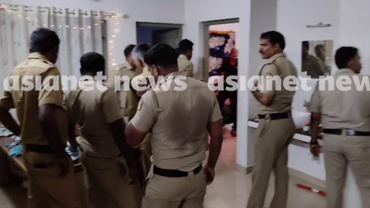 ലഹരിവേട്ട ലക്ഷ്യമിട്ട് റെയ്‌ഡ്: കൊച്ചിയിൽ വിദ്യാർത്ഥികളുടെ താമസ സ്ഥലങ്ങളിൽ പരിശോധന; ഒരാൾ കസ്റ്റഡിയിൽ