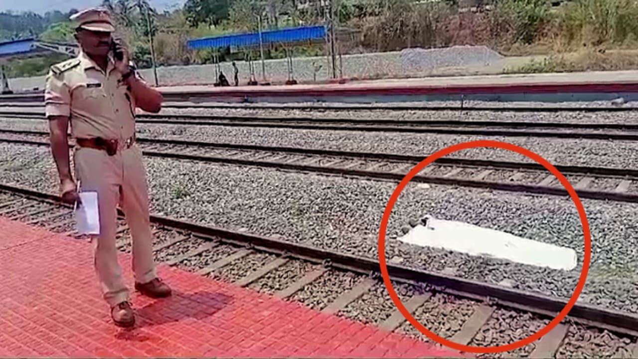 വടക്കാഞ്ചേരിയിൽ ട്രെയിൻ തട്ടി യുവാവ് മരിച്ചു; ഇടിച്ചത് ധൻബാദ് ആലപ്പി എക്‌സ്പ്രസ്; മരിച്ചയാളെ തിരിച്ചറിഞ്ഞു