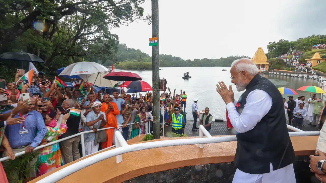 லெக்ஸ் ஃப்ரிட்மேனுடன் பிரதமர் மோடி: கோத்ரா வழக்கில் தவறான கதை சித்தரிக்கப்படட்து!
