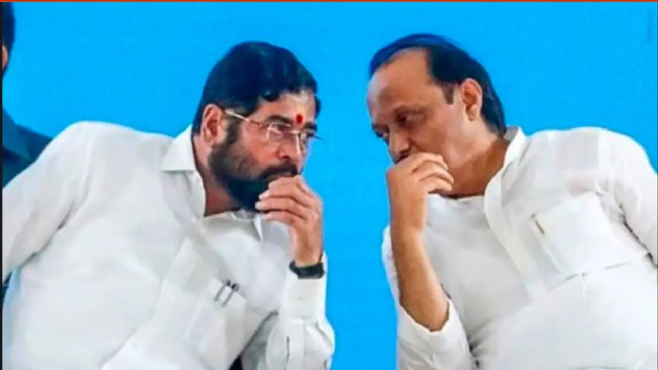 ಅಘಾಡಿ ಜೊತೆ ಬಂದರೆ ಸಿಎಂ ಹುದ್ದೆ : ಶಿಂಧೆ, ಅಜಿತ್ ಪವಾರ್ಗೆ ಕಾಂಗ್ರೆಸ್ ಆಫರ್ ಅಘಾಡಿ ಜೊತೆ ಬಂದರೆ ಸಿಎಂ ಹುದ್ದೆ : ಶಿಂಧೆ, ಅಜಿತ್ ಪವಾರ್ಗೆ ಕಾಂಗ್ರೆಸ್ ಆಫರ್