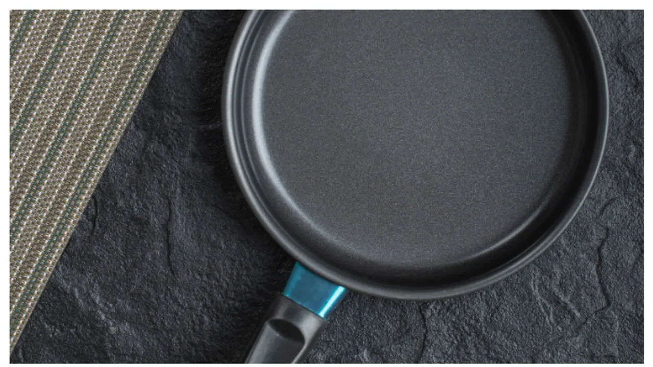 നോൺ സ്റ്റിക് പാൻ എത്രകാലം വരെയും ഉപയോഗിക്കാം; ഇങ്ങനെ ചെയ്താൽ മതി 