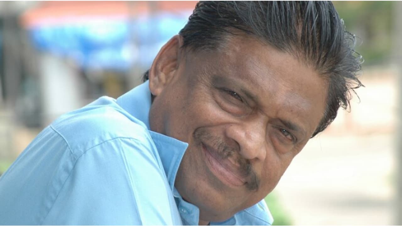 കവിത തുളുമ്പുന്ന വരികൾ, മറഞ്ഞത് മലയാള ഗാനങ്ങളുടെ ലക്ഷാർച്ചന കവിത തുളുമ്പുന്ന വരികൾ, മറഞ്ഞത് മലയാള ഗാനങ്ങളുടെ ലക്ഷാർച്ചന