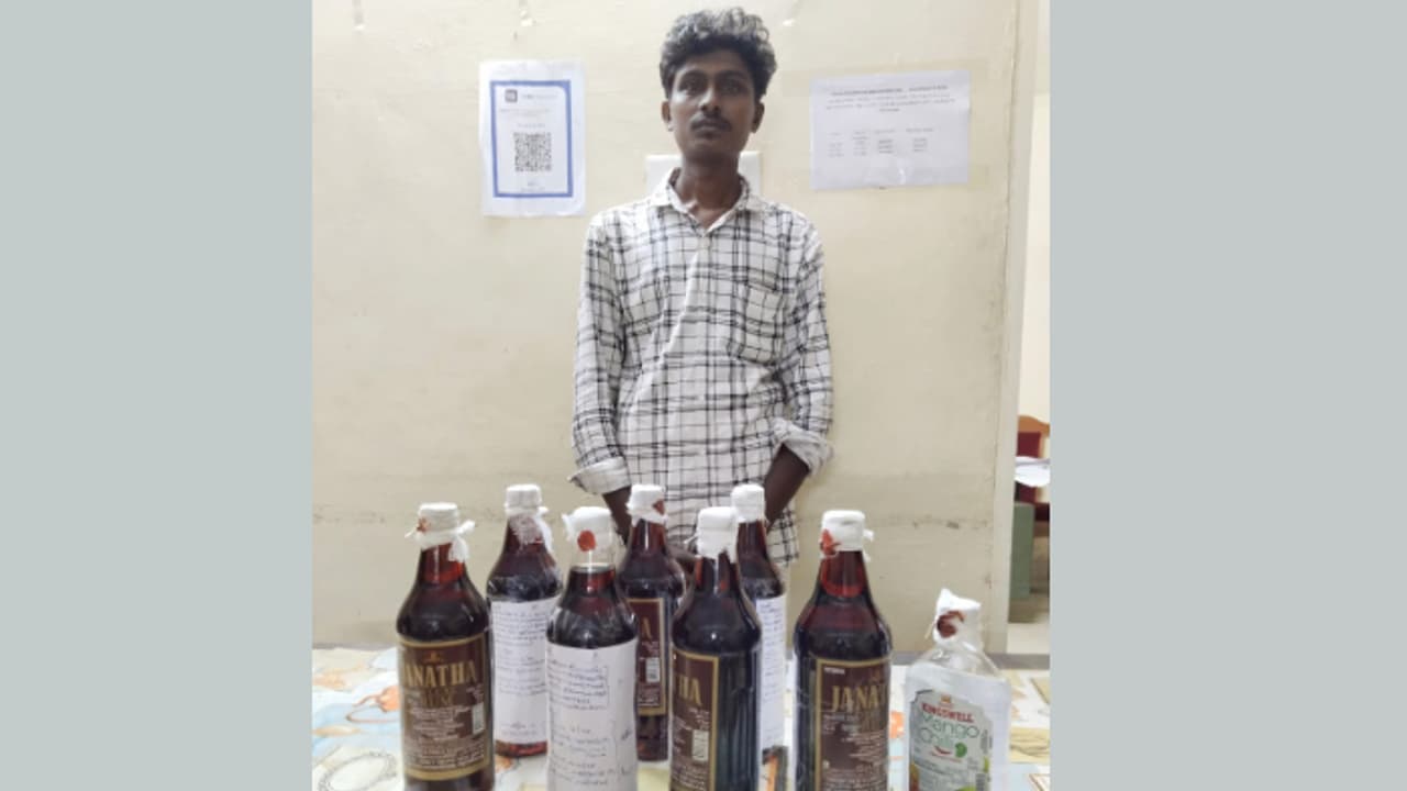 ലക്ഷ്യം ചില്ലറ വില്‍പ്പന, 7.500 ലിറ്റര്‍ വിദേശ മദ്യവുമായി യുവാവ് പിടിയില്‍