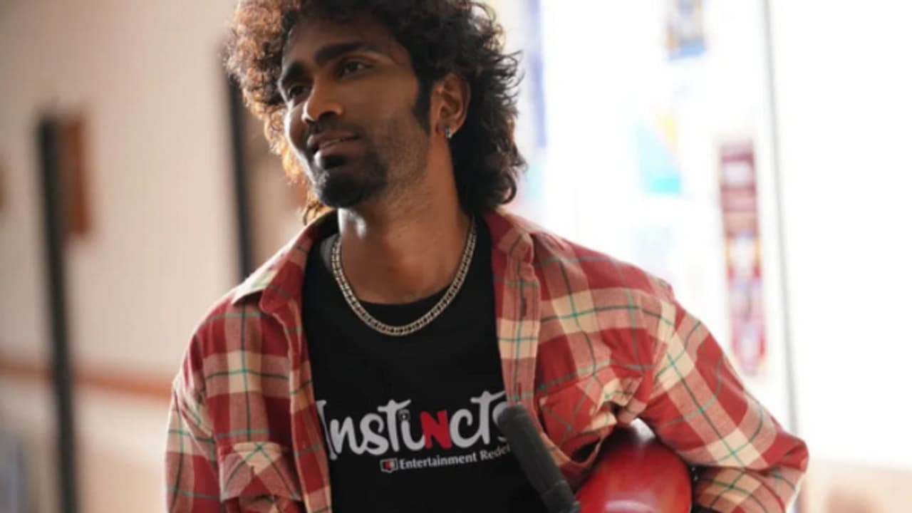 വേണ്ടത് വെറും നാല് കോടി, കളക്ഷനില് ആ മാന്ത്രിക സംഖ്യയിലേക്ക് ഡ്രാഗണ് വേണ്ടത് വെറും നാല് കോടി, കളക്ഷനില് ആ മാന്ത്രിക സംഖ്യയിലേക്ക് ഡ്രാഗണ്