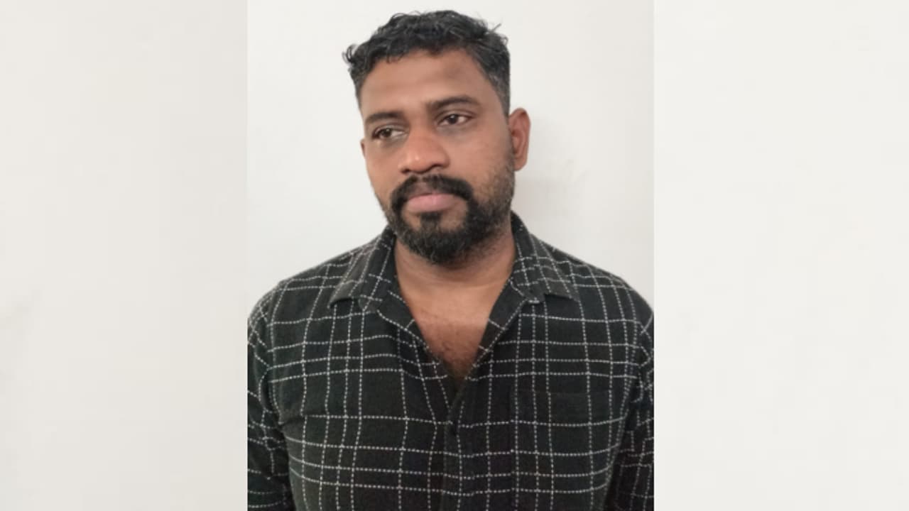 ബെംഗളൂരുവിൽ നിന്ന് കോഴിക്കോട്ടെ ഹോം സ്റ്റേയിലെത്തിച്ചു; പൊലീസ് പരിശോധനയിൽ എംഡിഎംഎയുമായി പിടിയിൽ