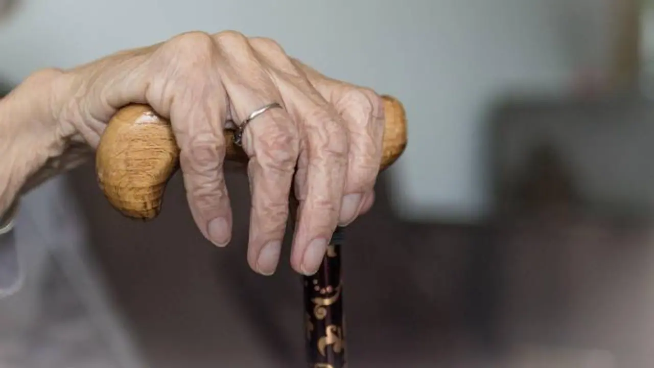 സിനിമയല്ല പച്ചയായ ജീവിതം; വരുമെന്ന് പറഞ്ഞ് പോയി, 80 വർഷം ഭർത്താവിനെ കാത്തിരുന്നു, 103 ാം വയസിൽ മരണം