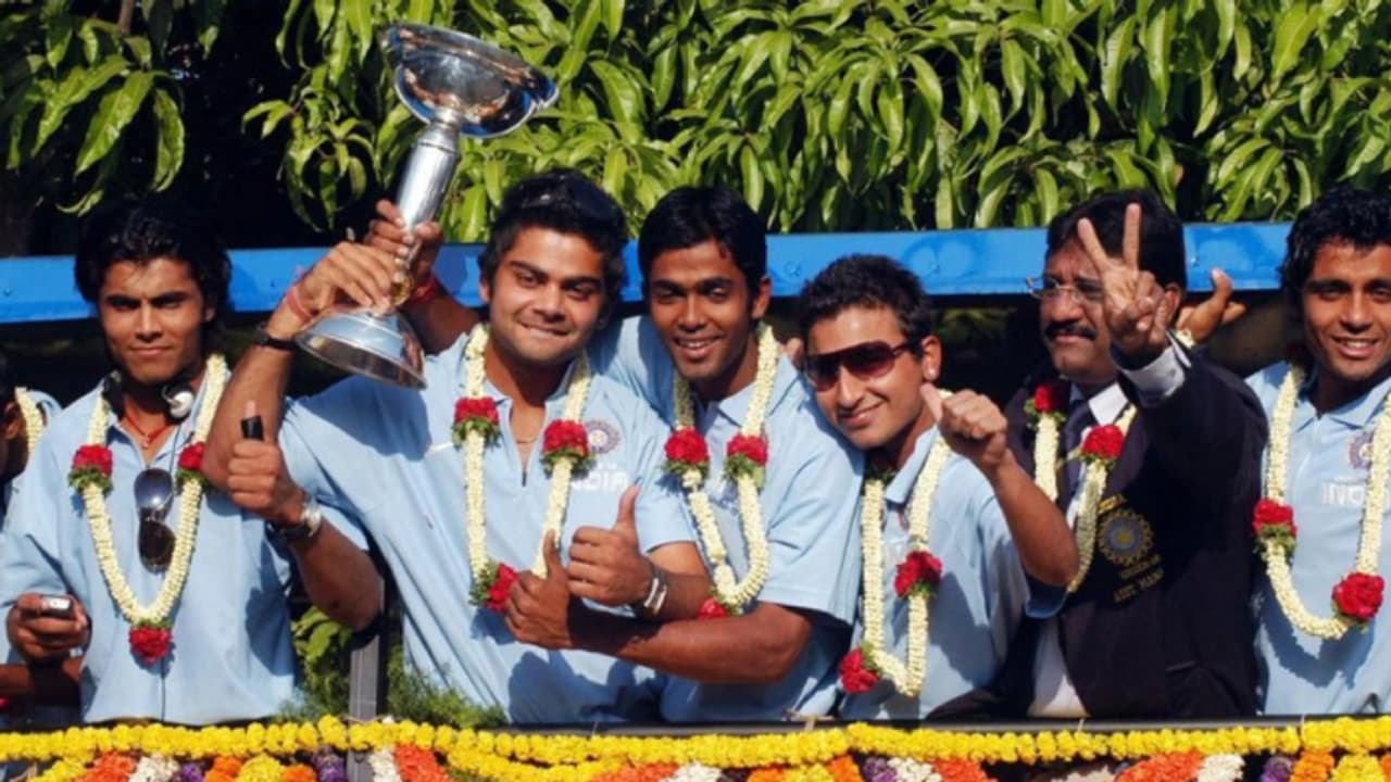 കോലിയ്ക്കൊപ്പം അണ്ടര് 19 ലോകകപ്പ് ജേതാവ്, പഞ്ചാബ് കിംഗ്സ് മുന് താരം, ഇത്തവണ ഐപിഎല്ലില് പുതിയ റോളില് കോലിയ്ക്കൊപ്പം അണ്ടര് 19 ലോകകപ്പ് ജേതാവ്, പഞ്ചാബ് കിംഗ്സ് മുന് താരം, ഇത്തവണ ഐപിഎല്ലില് പുതിയ റോളില്