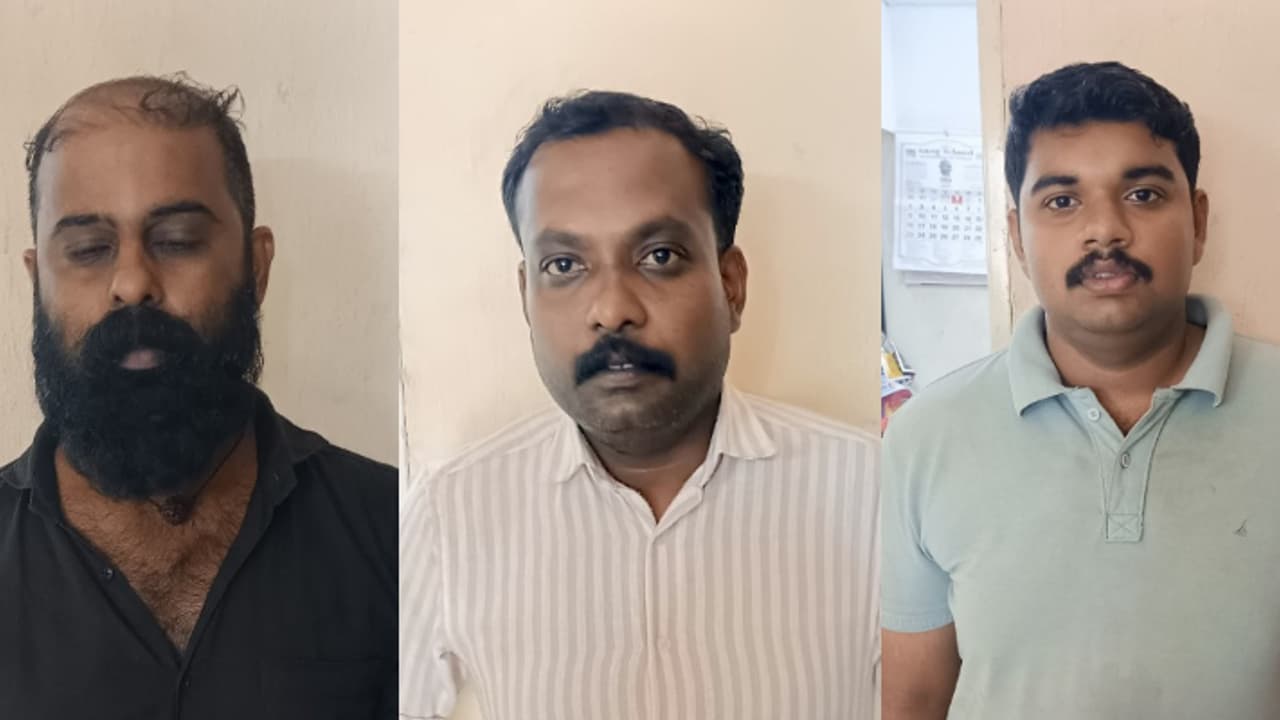കാട്ടൂര്‍ ക്ഷേത്രത്തിലെ കാവടി ഉത്സവത്തിനിടെ തര്‍ക്കം; പിടിച്ചുമാറ്റാനെത്തിയ യുവാവിനെ ആക്രമിച്ച 3 പേർ അറസ്റ്റിൽ