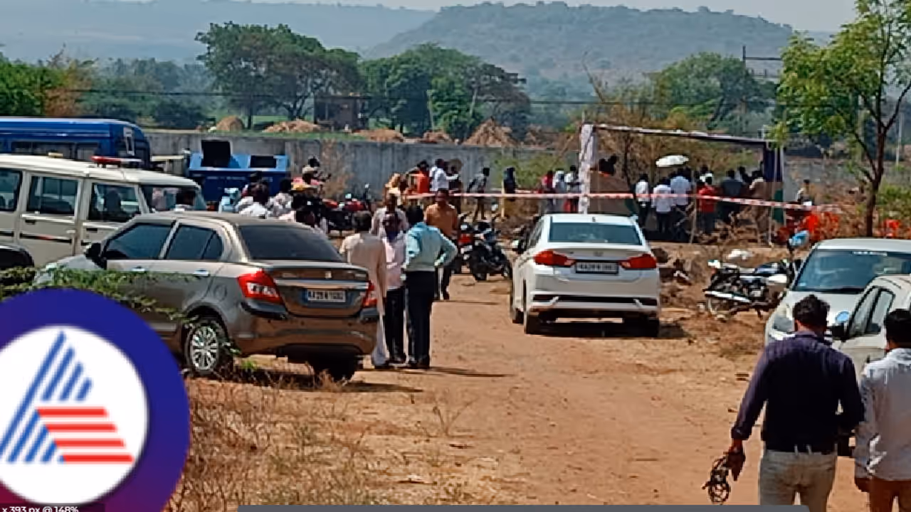 ಗುಳೇದಗುಡ್ಡ ಸಾಫ್ಟ್ವೇರ್ ಇಂಜಿನಿಯರ್ ಸಾವು ಪ್ರಕರಣ; 2 ತಿಂಗಳ ಹಿಂದೆ ಹೂತಿಟ್ಟ ಶವ ಹೊರತೆಗೆದ ಪೊಲೀಸರಿಗೆ ಕಂಡಿದ್ದೇನು? ಗುಳೇದಗುಡ್ಡ ಸಾಫ್ಟ್ವೇರ್ ಇಂಜಿನಿಯರ್ ಸಾವು ಪ್ರಕರಣ; 2 ತಿಂಗಳ ಹಿಂದೆ ಹೂತಿಟ್ಟ ಶವ ಹೊರತೆಗೆದ ಪೊಲೀಸರಿಗೆ ಕಂಡಿದ್ದೇನು?