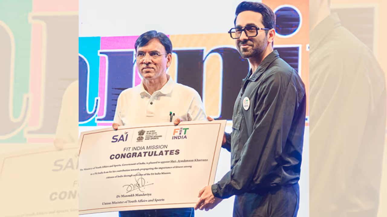 Ayushmann Khurrana become fit india icon