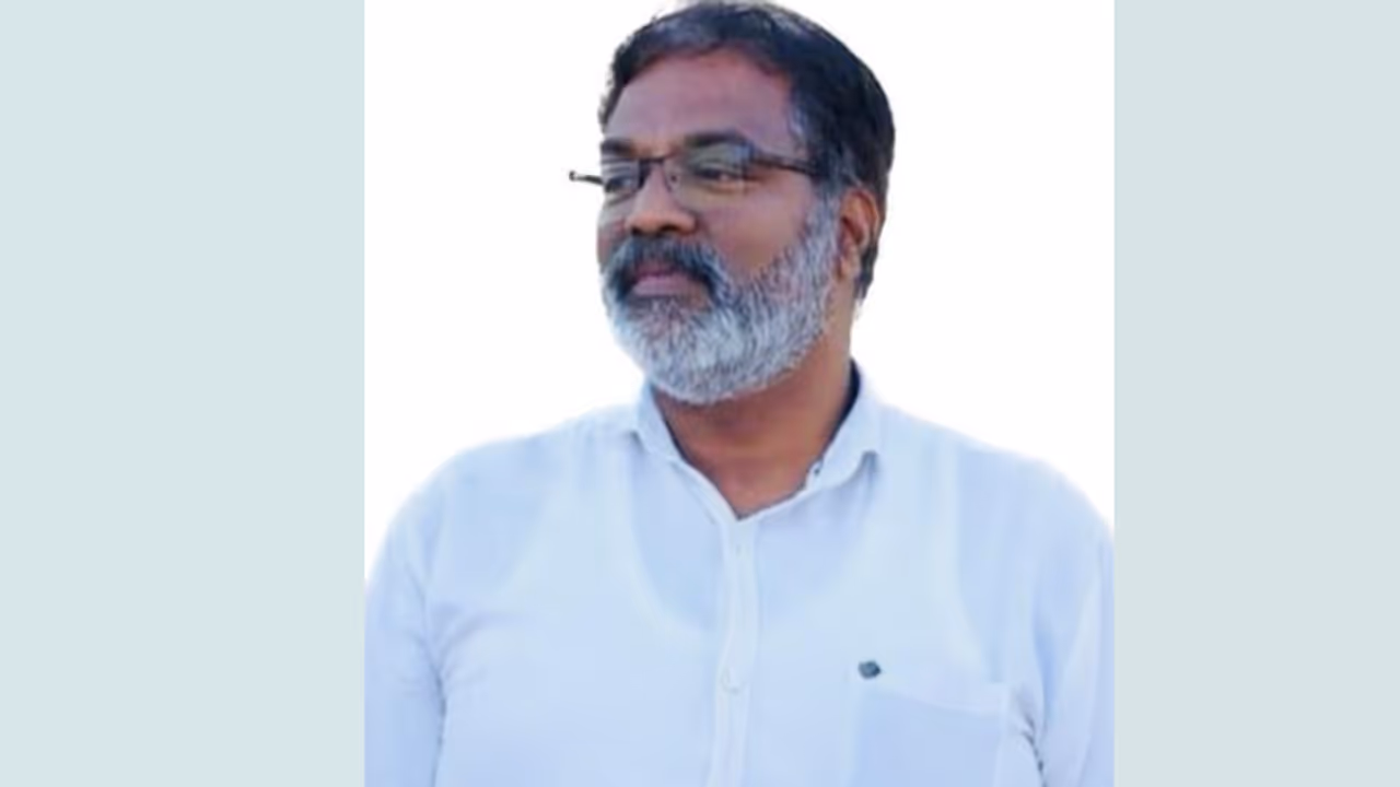 അസുഖത്തെ തുടർന്ന് റിയാദിലെ ആശുപത്രിയിലെത്തിയ മലയാളി ഹൃദയാഘാതം മൂലം മരിച്ചു അസുഖത്തെ തുടർന്ന് റിയാദിലെ ആശുപത്രിയിലെത്തിയ മലയാളി ഹൃദയാഘാതം മൂലം മരിച്ചു