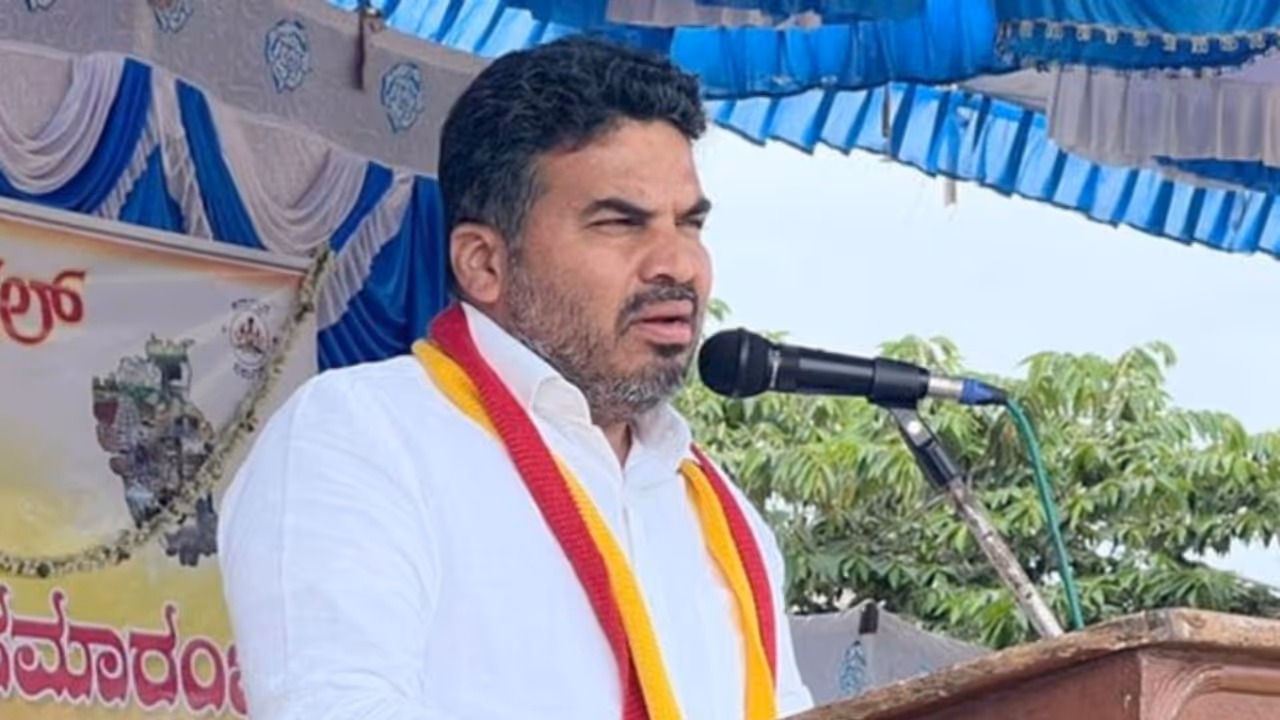 ಗೃಹಲಕ್ಷ್ಮೀ ಹಣ 4 ಸಾವಿರಕ್ಕೆ ಏರಿಕೆ ಮಾಡುತ್ತೇವೆ ಎಂದ ಶಾಸಕ ಕುಣಿಗಲ್ ರಂಗನಾಥ್‌!