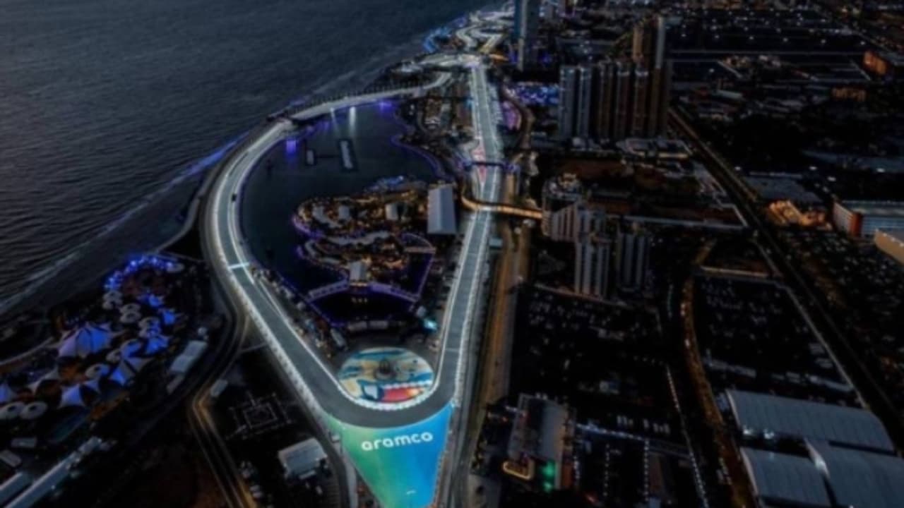 ഫോർമുല 1, ജിദ്ദയിലെ വിദ്യാഭ്യാസ സ്ഥാപനങ്ങൾക്ക് രണ്ട് ദിവസത്തെ അവധി ഫോർമുല 1, ജിദ്ദയിലെ വിദ്യാഭ്യാസ സ്ഥാപനങ്ങൾക്ക് രണ്ട് ദിവസത്തെ അവധി