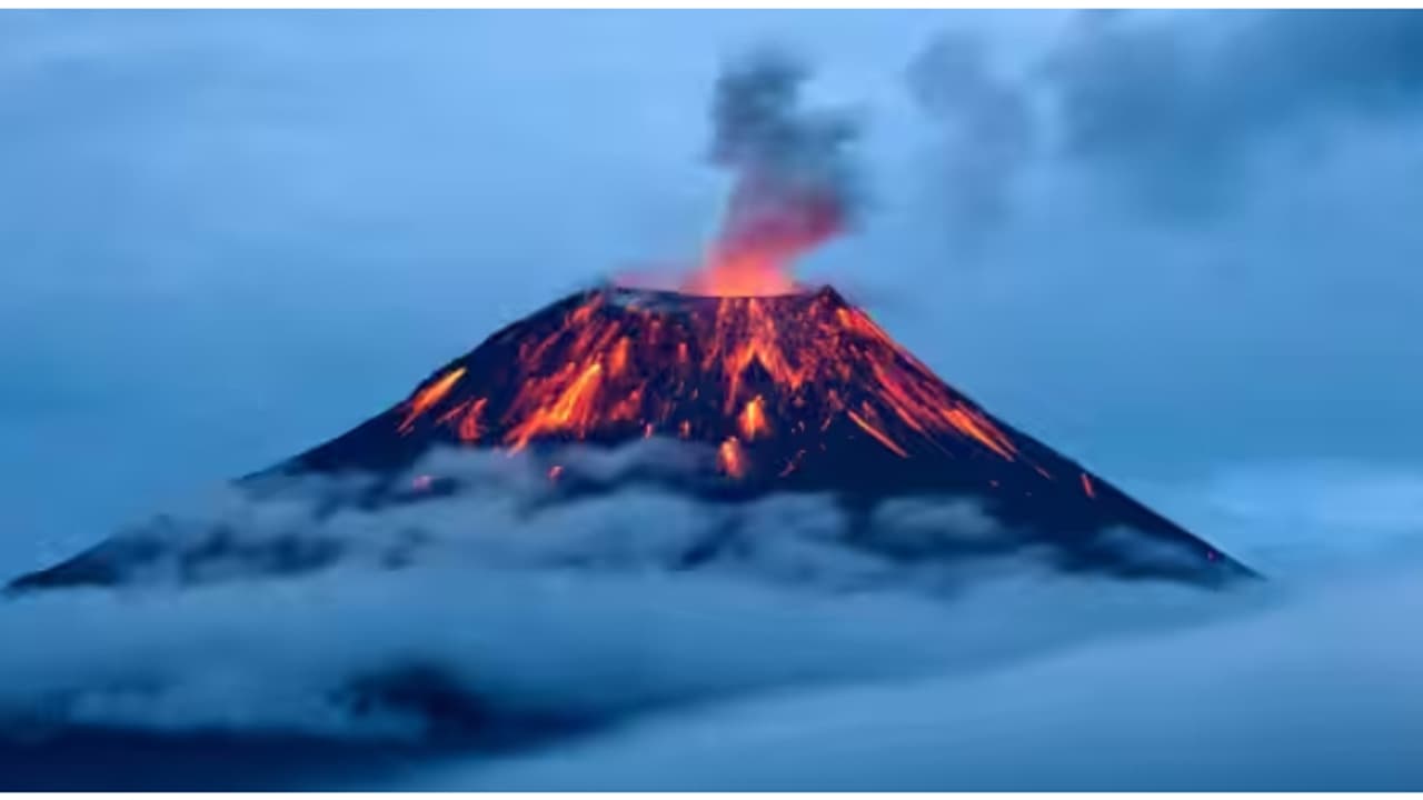 ഇന്ത്യയിലുമുണ്ട് പുകയുന്ന അഗ്നിപർവതം, ദക്ഷിണേഷ്യയിൽ വേറെയില്ല! എവിടെയാണെന്ന് അറിയാമോ?