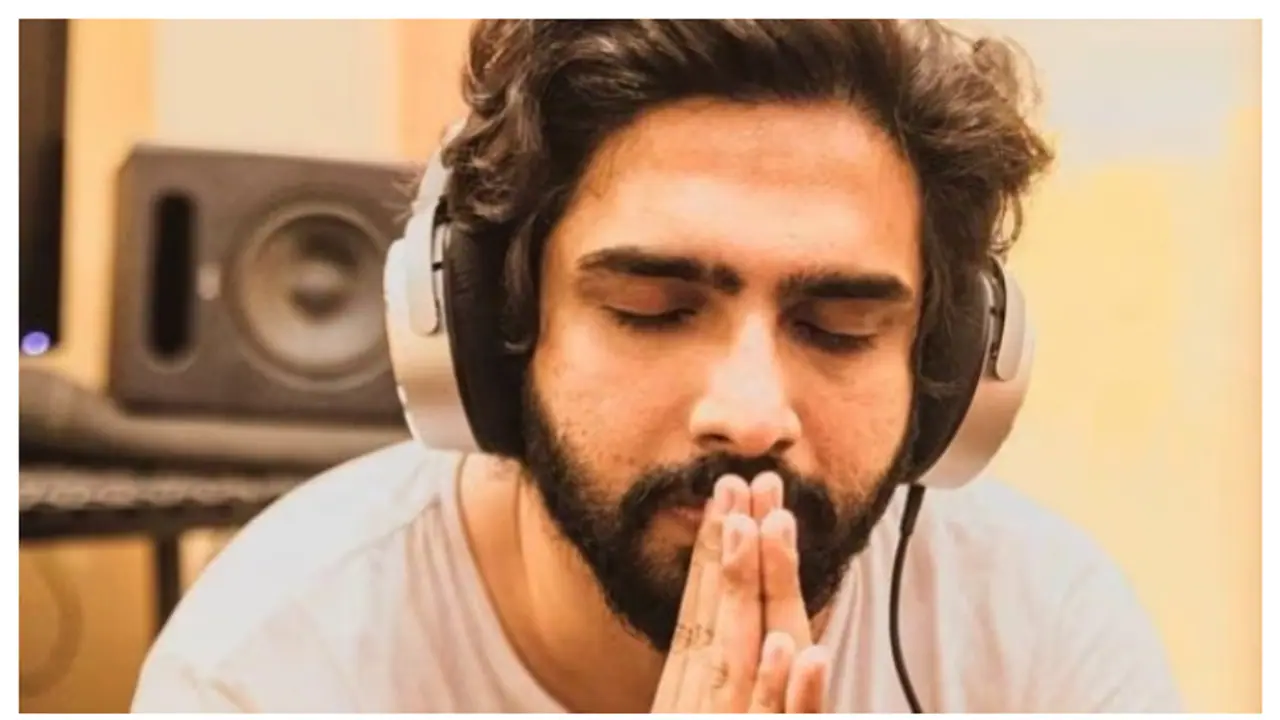 Amaal Malik suffers from clinical depression; blames parents for differences with his brother Armaan Amaal Malik suffers from clinical depression; blames parents for differences with his brother Armaan