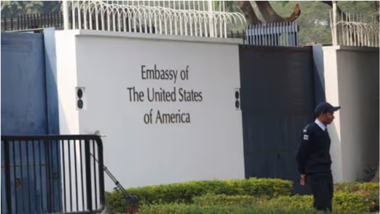 വിസ ലഭിക്കാൻ സമര്‍പ്പിക്കുന്നത് വ്യാജ രേഖകൾ, ഏജന്‍റുമാരുടെ തട്ടിപ്പ് പുറത്ത്; യുഎസ് എംബസിയുടെ പരാതിയിൽ കേസ്