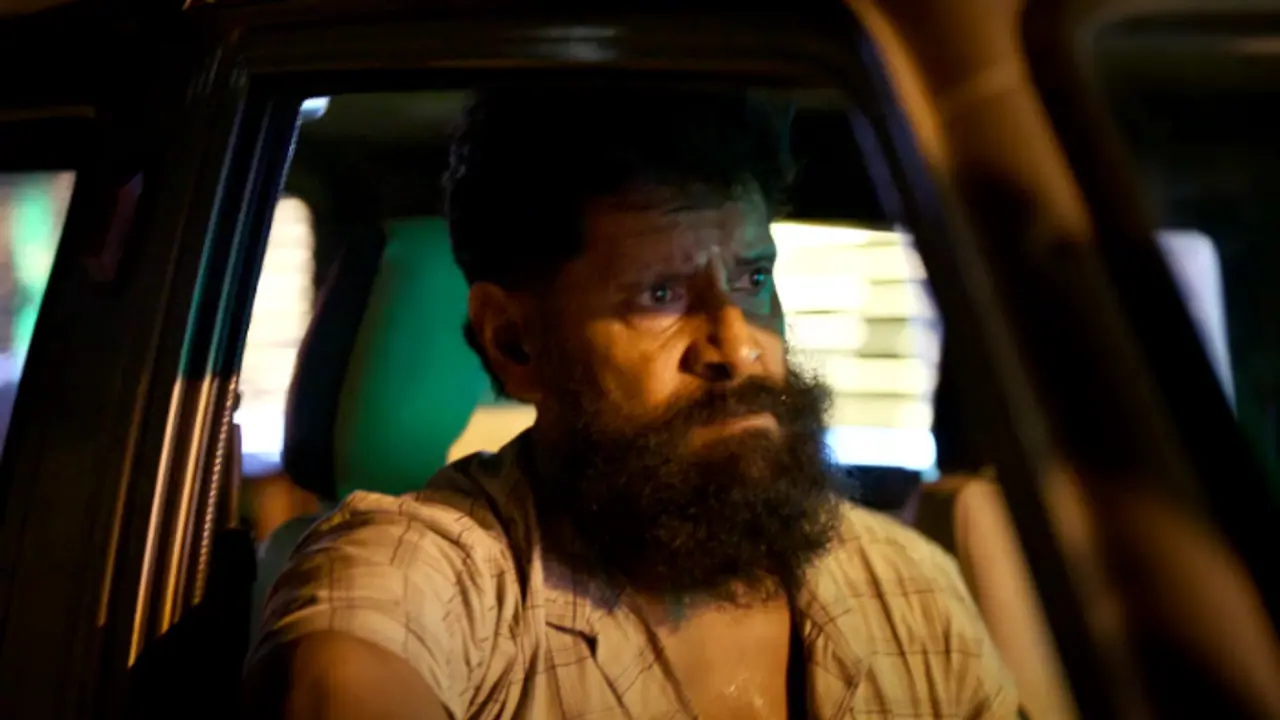 'എമ്പുരാനൊ'പ്പം തിയറ്ററുകളിലേക്ക്; 'വീര ധീര ശൂരന്‍' സെന്‍സറിംഗ് പൂര്‍ത്തിയായി