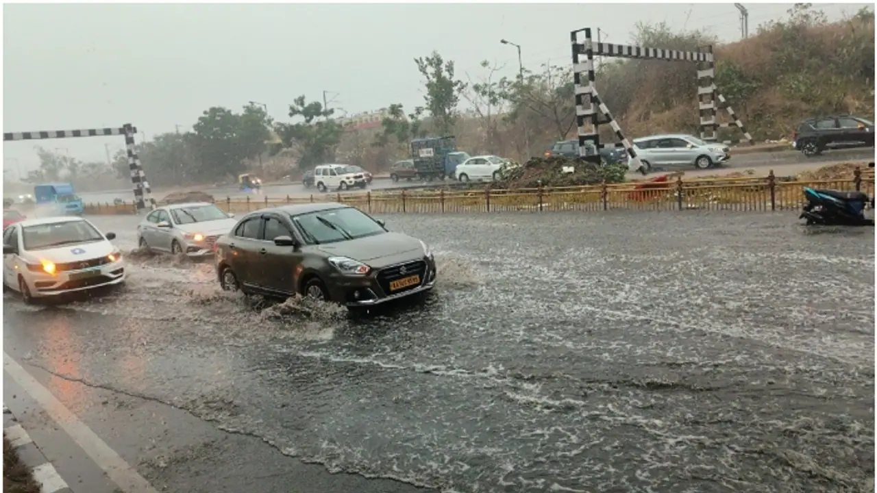 ಅಂತೂ ಇಂತೂ ಮಳೆ ಕಂಡ ಬೆಂಗಳೂರಿಗರು, ವರುಣನ ಆರ್ಭಟಕ್ಕೆ ಅವಾಂತರವೋ ಅವಾಂತರ!
