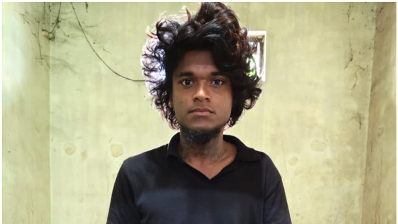 എക്സൈസിനെ കണ്ടതും ഓടി, പാഞ്ഞെത്തിയ ഉദ്യോഗസ്ഥർ ബലപ്രയോഗത്തിലൂടെ കീഴടക്കി; പരിശോധനയിൽ കണ്ടത് എംഡിഎംഎ, കഞ്ചാവ് എക്സൈസിനെ കണ്ടതും ഓടി, പാഞ്ഞെത്തിയ ഉദ്യോഗസ്ഥർ ബലപ്രയോഗത്തിലൂടെ കീഴടക്കി; പരിശോധനയിൽ കണ്ടത് എംഡിഎംഎ, കഞ്ചാവ്