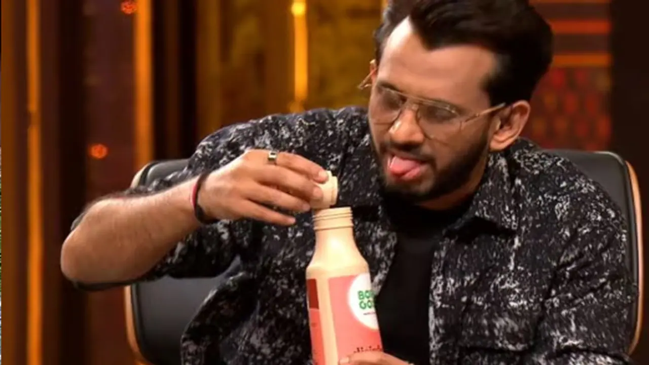 ಭಾರತದ ಈ ವಿಸ್ಕಿ ಬ್ರ್ಯಾಂಡ್ನಿಂದ ಧಮಾಕಾ, ಕೇವಲ 0.5% ಇಕ್ವಿಟಿಗಾಗಿ ಹೌಹಾರಿದ ಜಡ್ಜ್ಸ್! ಭಾರತದ ಈ ವಿಸ್ಕಿ ಬ್ರ್ಯಾಂಡ್ನಿಂದ ಧಮಾಕಾ, ಕೇವಲ 0.5% ಇಕ್ವಿಟಿಗಾಗಿ ಹೌಹಾರಿದ ಜಡ್ಜ್ಸ್!