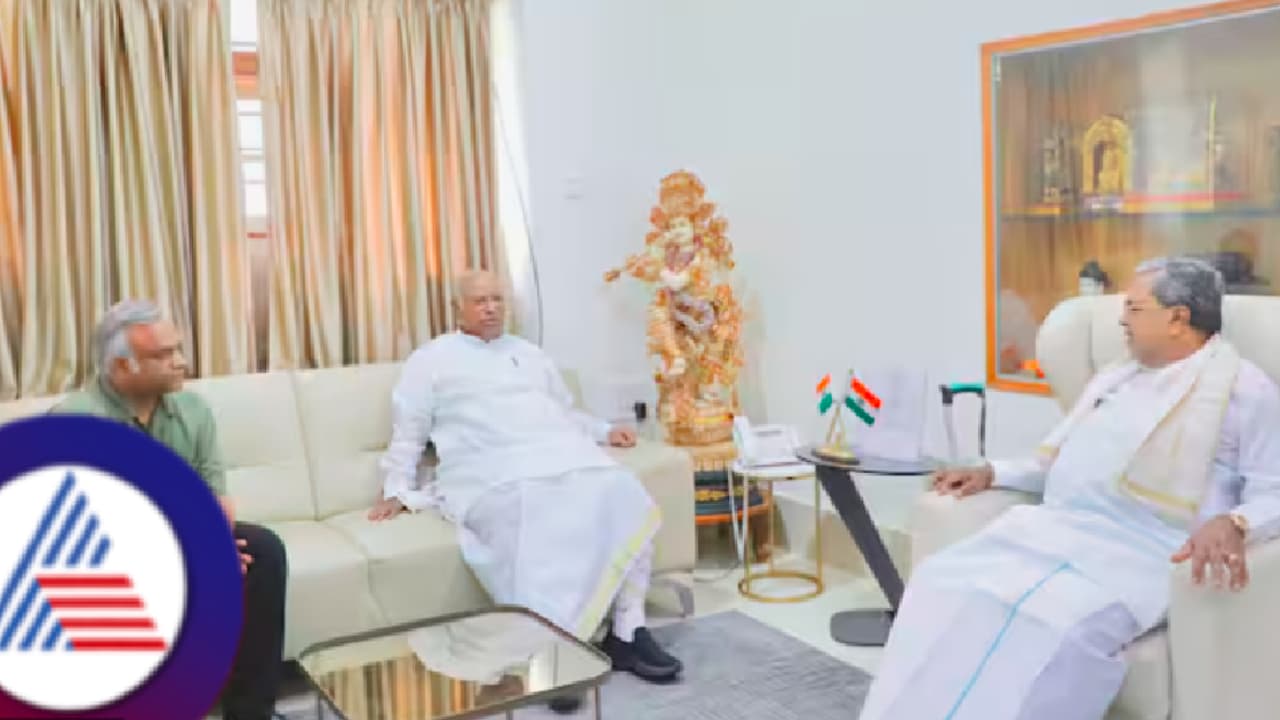 ಸಿಎಂ ಸಿದ್ದರಾಮಯ್ಯ ಖರ್ಗೆ ಭೇಟಿ: ಮತ್ತೆ ಸಂಪುಟ ಕಸರತ್ತು, ಸಂಪುಟ ಸರ್ಜರಿ ಶೀಘ್ರ, ಯಾರರಿಗೆ ಸಚಿವ ಸಂಪುಟದಿಂದ ಕೊಕ್?