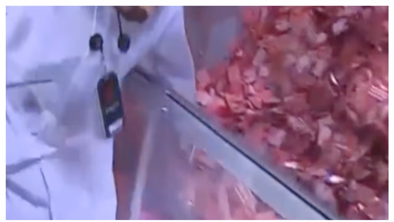 ഷോപ്പിംഗ് ഫെസ്റ്റിവൽ നറുക്കെടുപ്പിൽ കൃത്രിമം കാട്ടിയെന്ന് പ്രചാരണം; സമ്മാന വിതരണം നിർത്തിവെച്ചതായി കുവൈത്ത് 